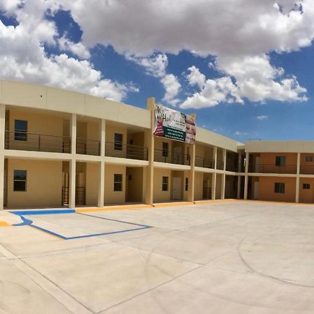 Magnolias Suites Hotel Nuevo Casas Grandes المظهر الخارجي الصورة